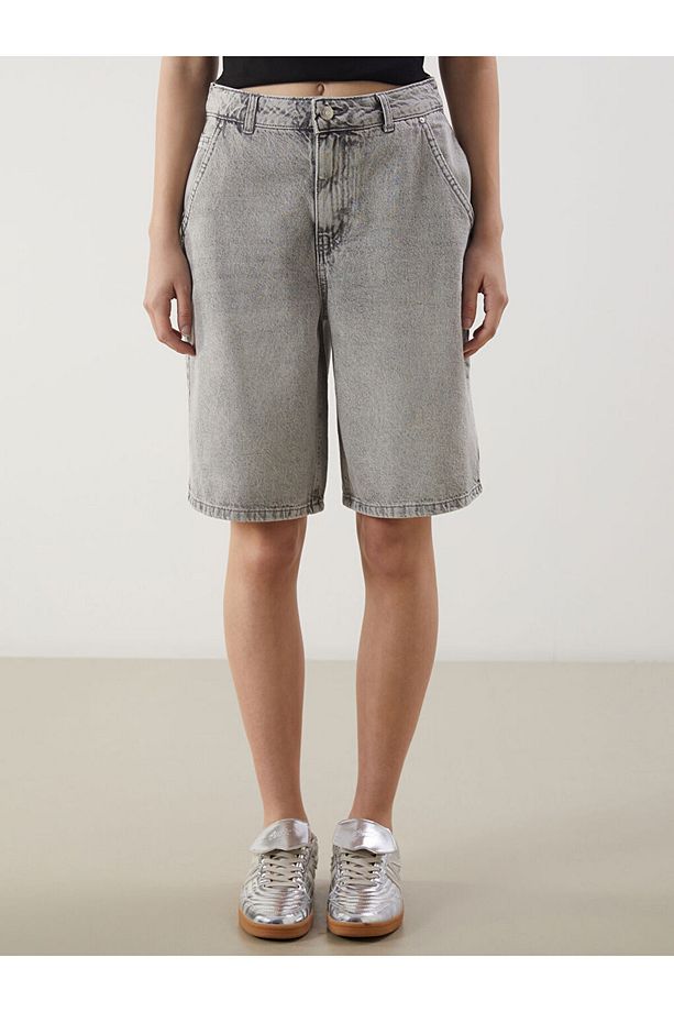 Xside Gri Bermuda Fit Kadın Jean Şort - 2