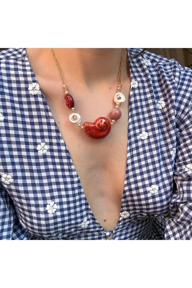 Ceramic Snail Necklace