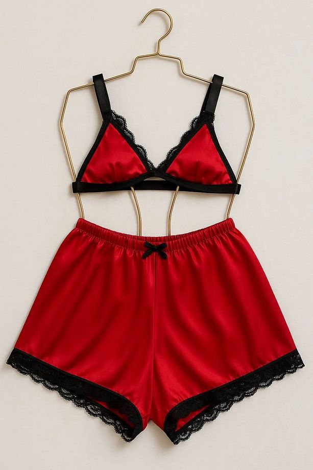 Kırmızı Saten Şortlu Pijama Takımı - 1