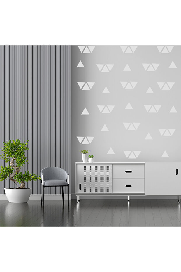 128 Triangle Stickers in 5cm Size