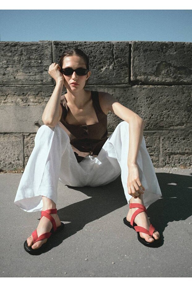 Bantlı süet sandalet - 2