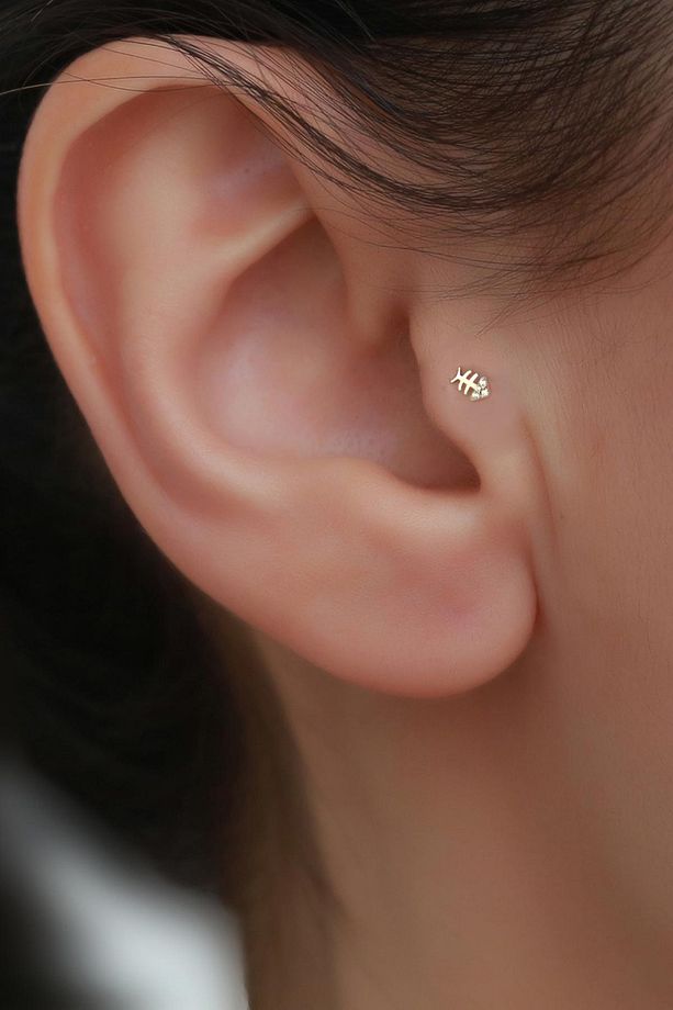 14 Ayar Altın Taşlı Balık Tragus Piercing - 2