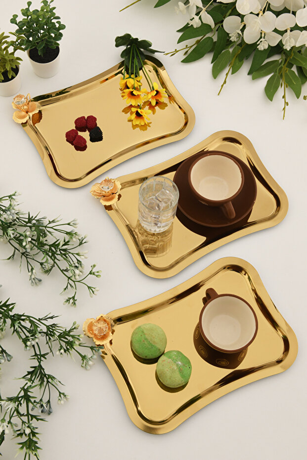 Naldo Italian Model Gold with Stone Details 3 Presentation Trays Gold