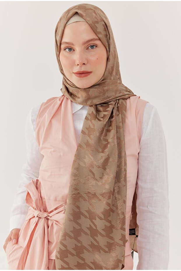 Shiny Jacquard Patterned Houndstooth Shawl - Mink - 1