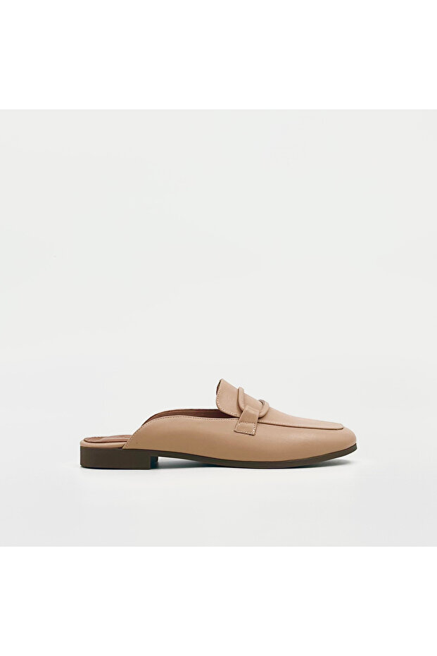 Biscuit Color Genuine Leather Women's Slippers – Modern Design with Flat Bottom