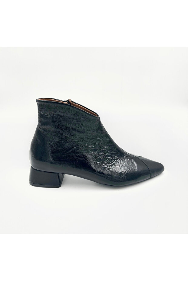 Black Patent Leather Heeled Boots