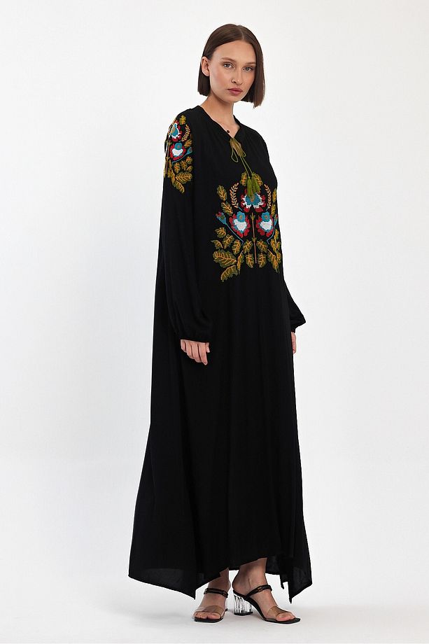 Maxi Boy Siyah Bağcıklı Nakış Işlemeli Uzun Boy Dokuma Elbise Bcvl-24939 - 5