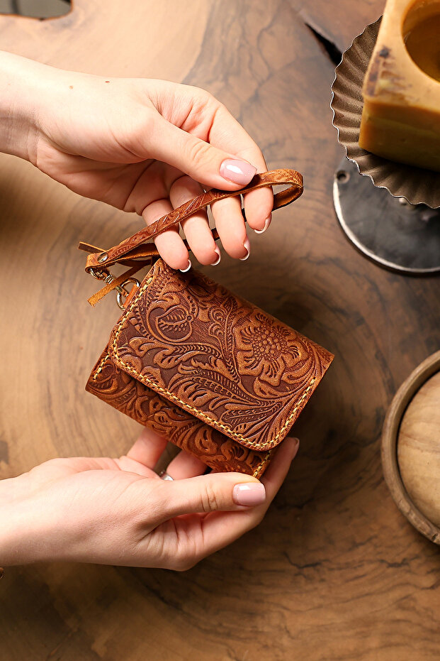 Briddle Wrist Strap Genuine Leather Handcrafted Stylish Women's Wallet.Birthday&Mother'S&Valentine's Day Gift