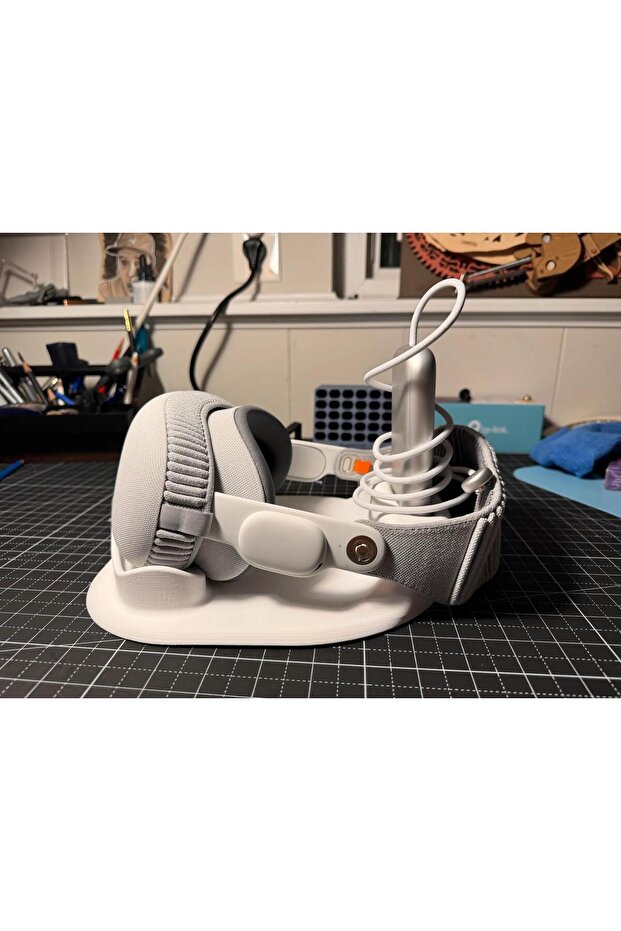 Apple Vision Pro Standı - 4