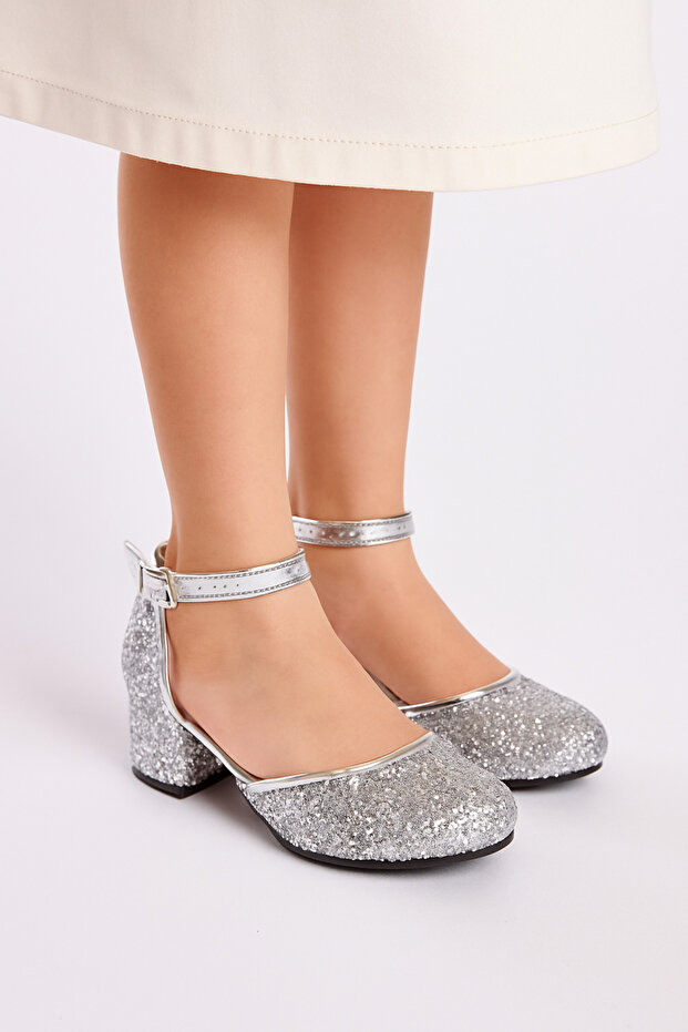 Silver glass broken girl's evening shoes