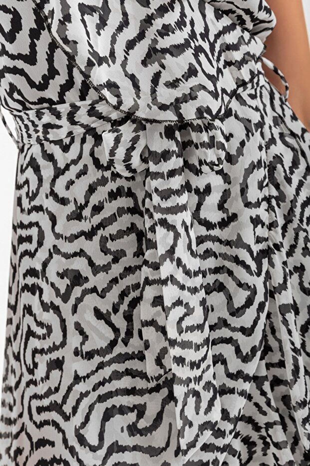 Patterned Belted Dress - 6