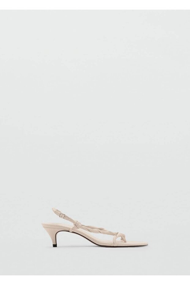 Büzgü bantlı sandalet - 3