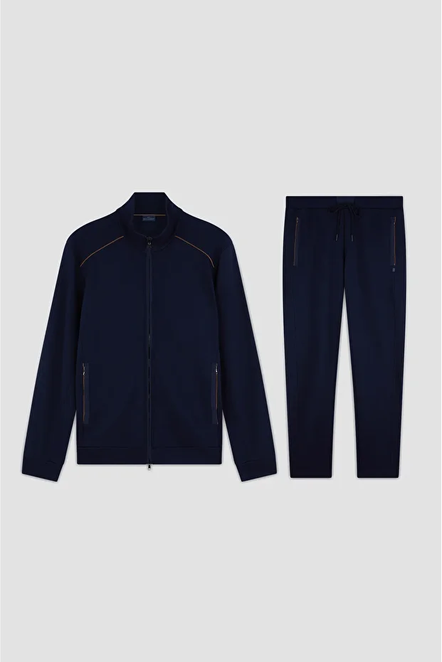 JOGGING SUIT - 5