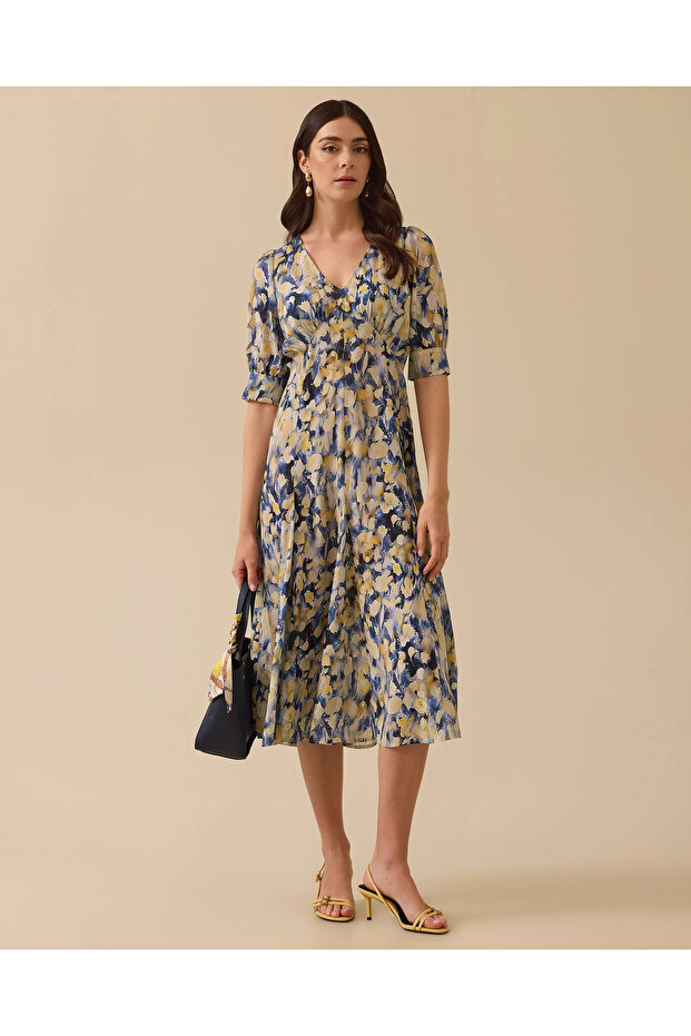 V Yaka Desenli Elbise - 1