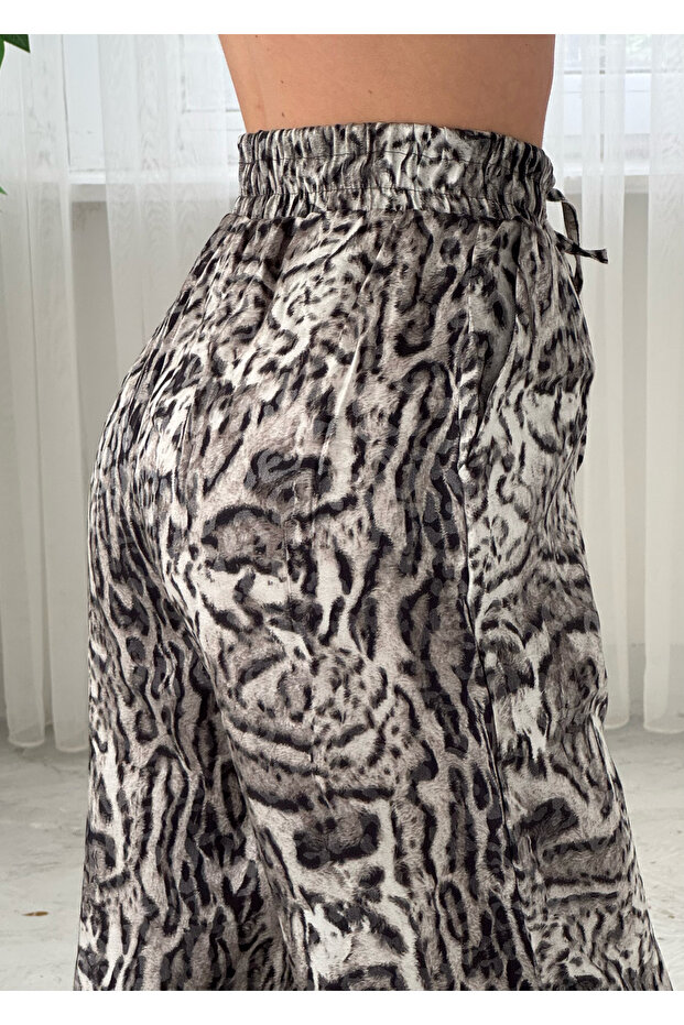 بنطلون ساتان واسع الساق منقوش من روكسي - 3