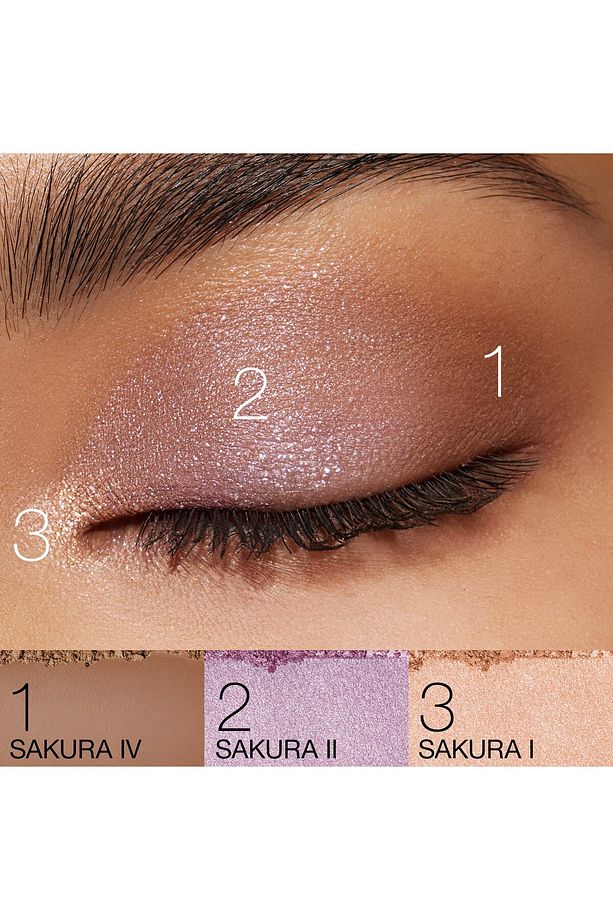 QUAD EYESHADOW Sınırlı Sayıda Mat ve satenimsi Zengin pigmente ve lüks dokuya (1.1X4) GR - 3