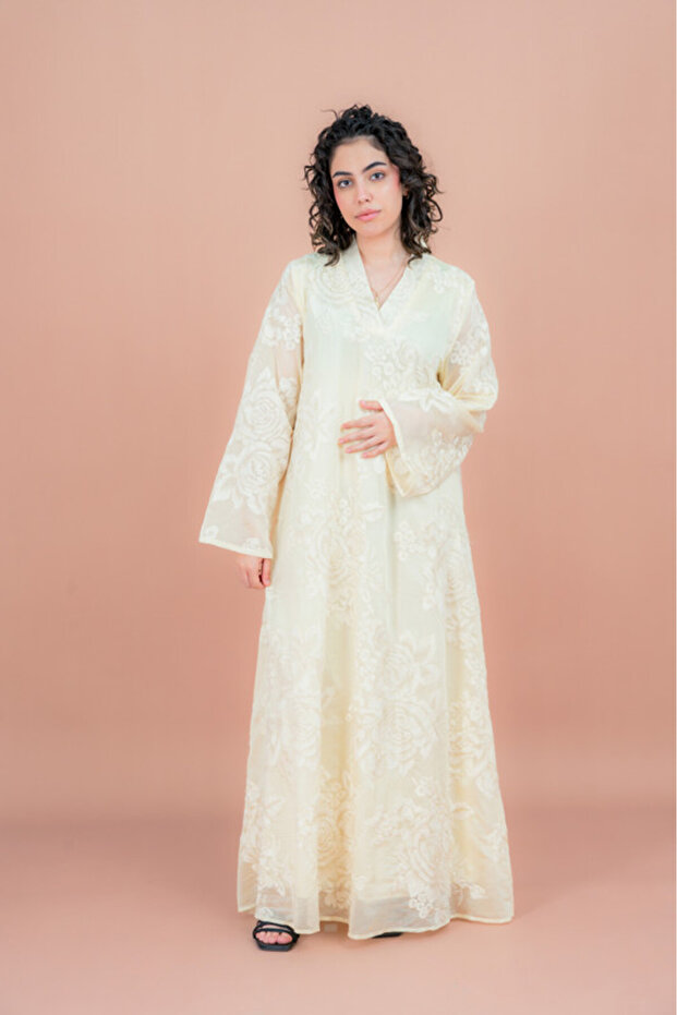 Floral Embroidered Jalabiya