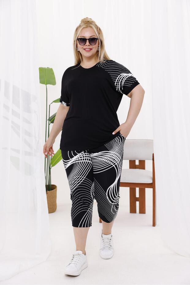 Plus Size Cotton Lycra Block Transition Capri Suit - 2