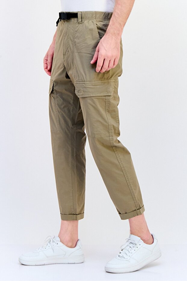 بنطلون كارغو سادة بقصّة عادية للرجال، لون بني رمادي - 4