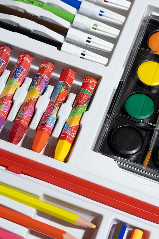 Boyama Çantası 8li Suluboya 8li Pastel Boya6lı Keçeli Kalem 12li Boya Kalemi 2b Goldfaber Kalem Set - 4