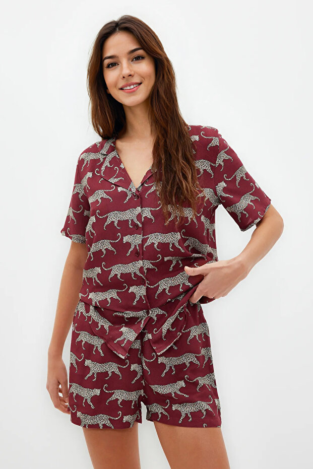 Bordo Desenli Viskon Şortlu Dokuma Pijama Takımı THMSS21PT0473 - 1