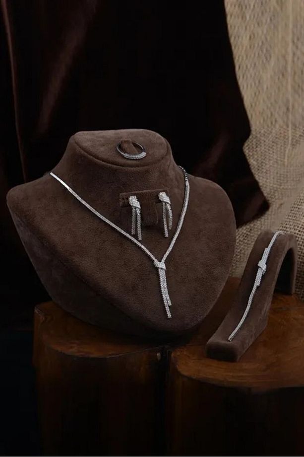Nida Bayan Zirkon Taşlı Gümüş Su Yolu Set - Kolye, Bileklik, Küpe, Yüzük - 1