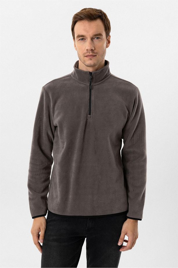 Sivri Yaka Regular Kalıp Düz Sweatshirt - 2
