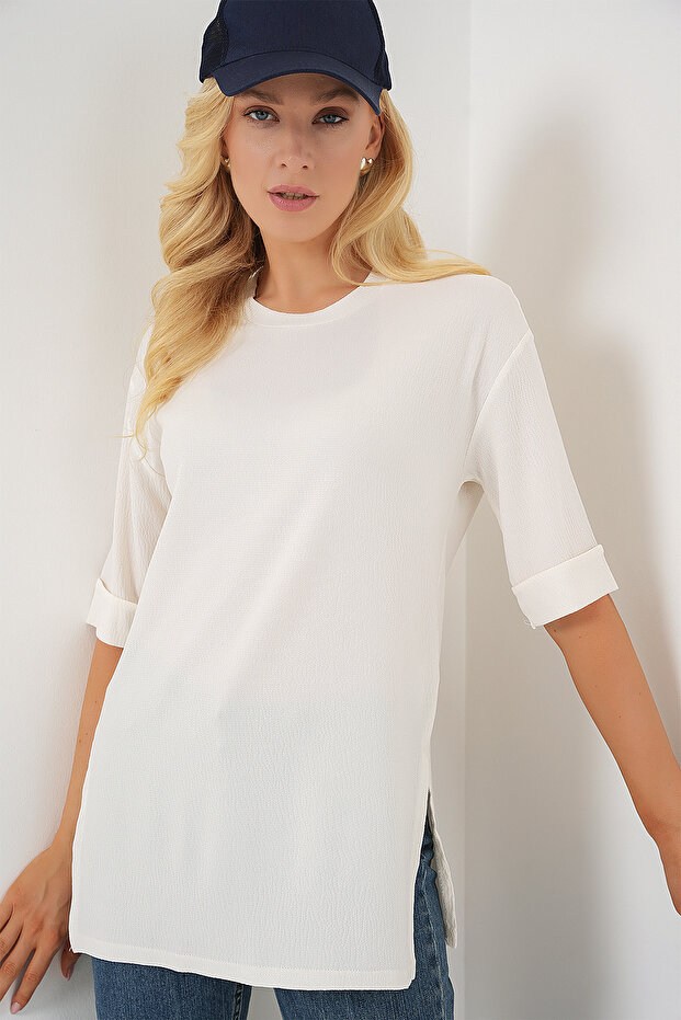 4332 Knitted T-Shirt with Side Slits - White - 3