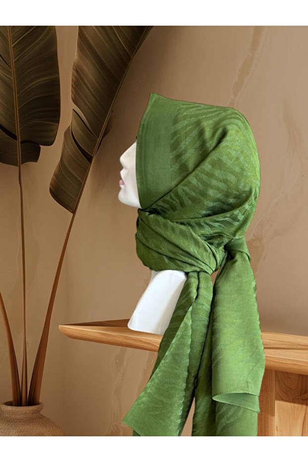 شال بامورا أخضر 49