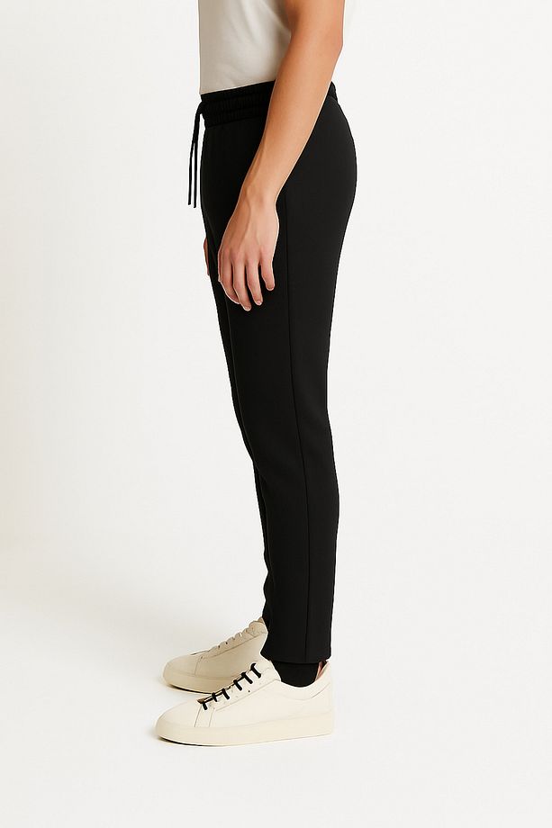 Crep Kumaş Beli Lastikli Bağcıklı Jogger Model Pantolon - 2