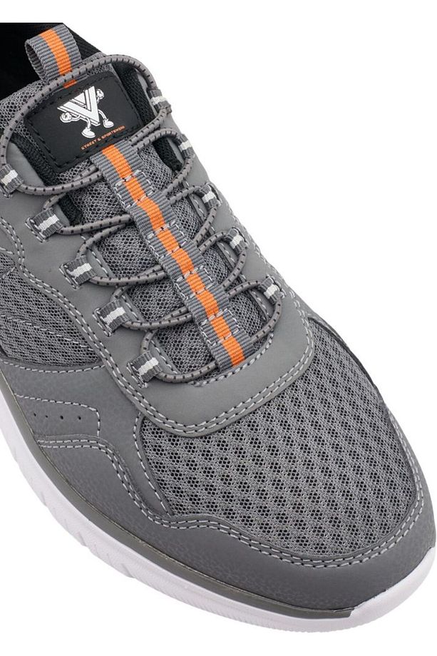 Sneaker - 2