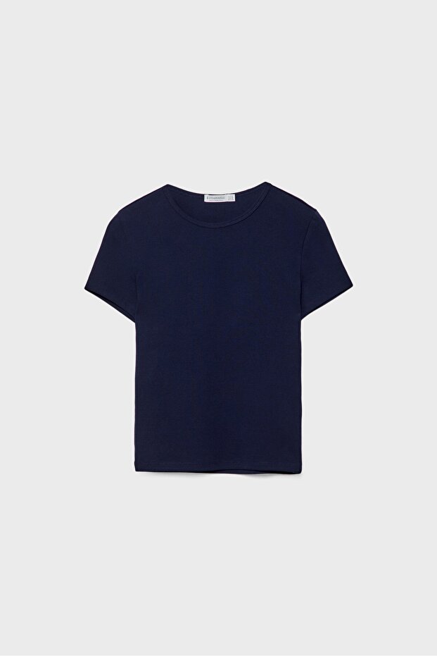 Slim fit basic t-shirt - 7
