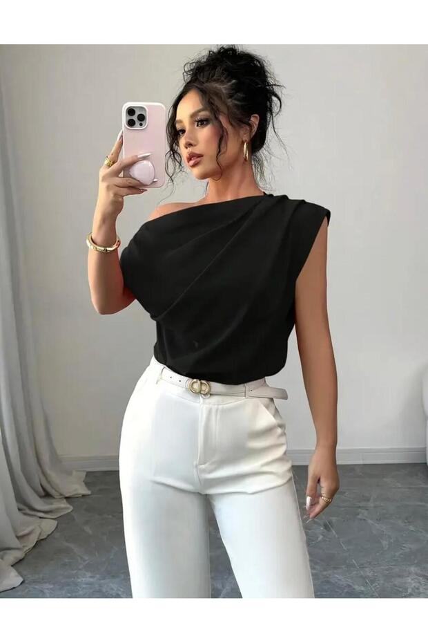Drape/ فستان بتجاعيد مجمّعة بلوزة بياقة غير متماثلة
