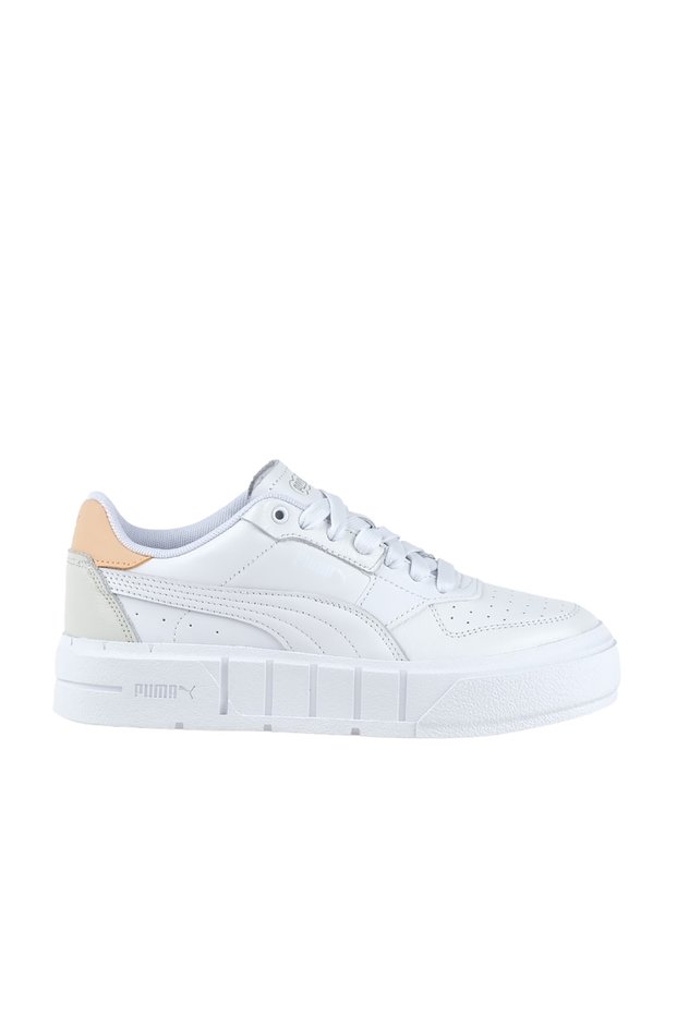 PUMA White-Peach Cali Court Lth Wns - Sports Shoes