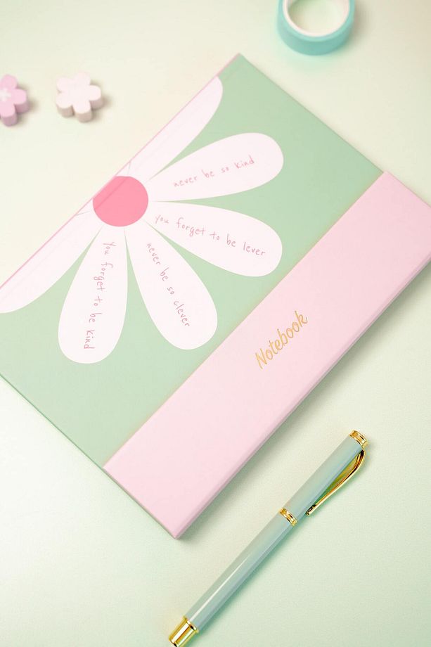 A5 15x21 Mıknatıslı Kapak Defter Çizgili Papatya - 1