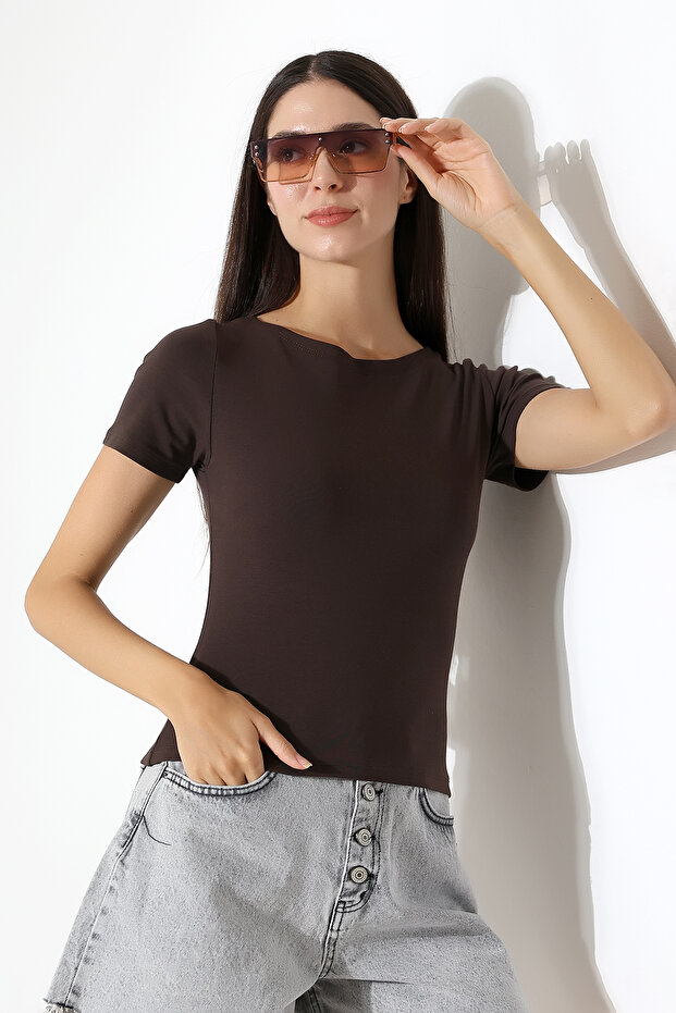 Rib Fabric Boat Neck Short Sleeve Basic Women's T-Shirt 21996 Brown