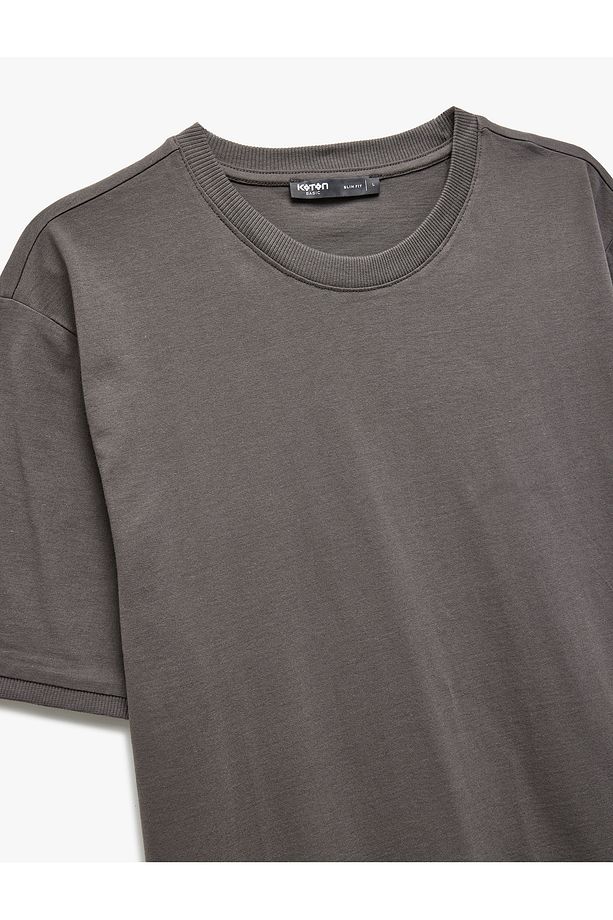 Kısa Kollu Bisiklet Yaka Pamuklu Slim Fit Erkek Basic Tişört - 5