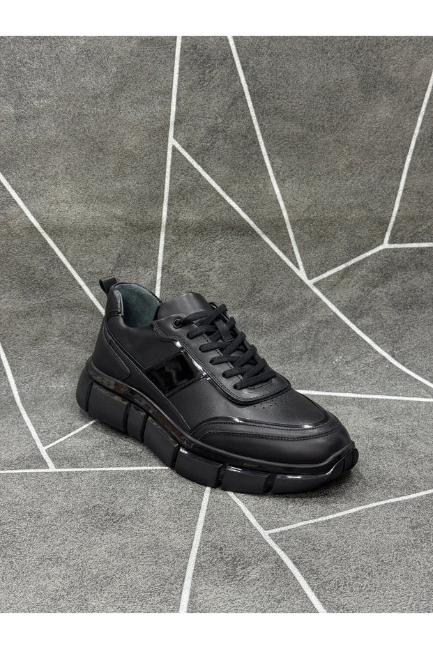 Black Genuine Leather Lace-Up Sneakers