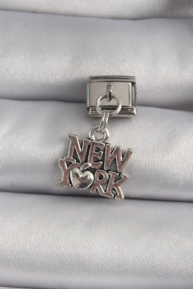 316L Steel Silver Color Dangle New York Lettering Model Nomination Charm