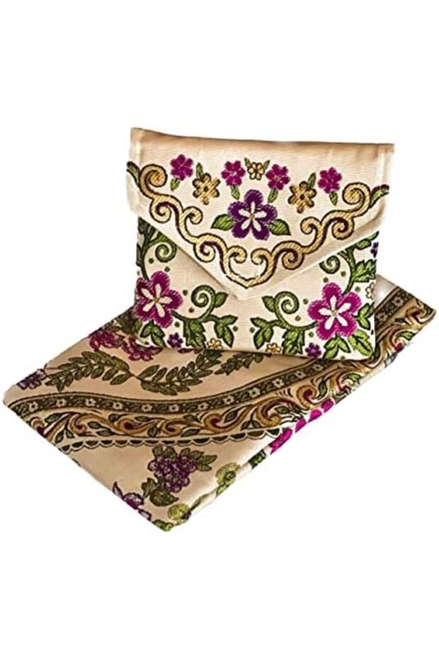 Portable praying mat With elegant Bag with Strip Multicolored Soft Islamic Prayer Rug (Purple)