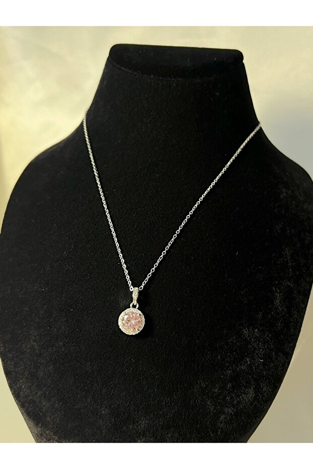 قلادة من الحجر المستدير - 1