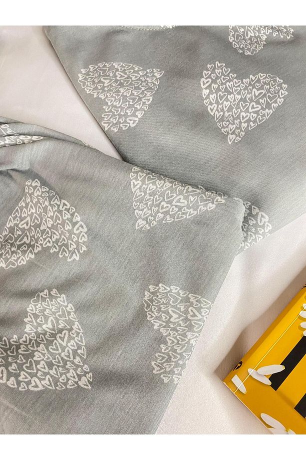 Gri Renkli Kalp Desenli Kısa Kollu Şortlu Pijama Takımı - 5