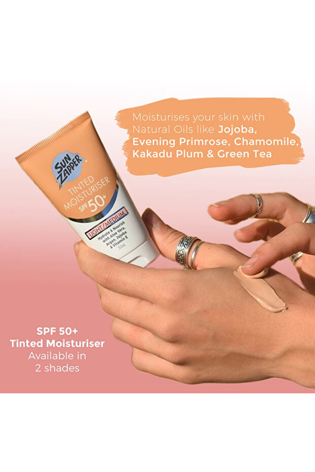 Tinted Moisturiser Light/Medium SPF 50+ 50ml - 3