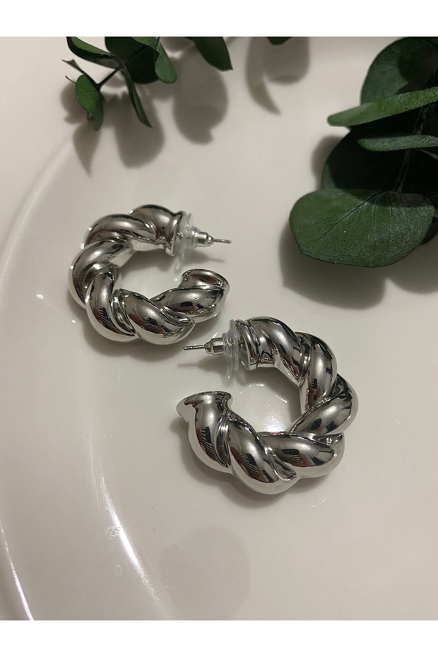 Twist Model Hoop Earrings - 4