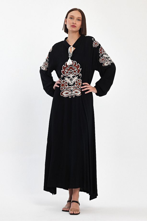 Maxi Boy Siyah Bağcıklı Nakış Işlemeli Uzun Boy Dokuma Elbise Bcvl-24940 - 5