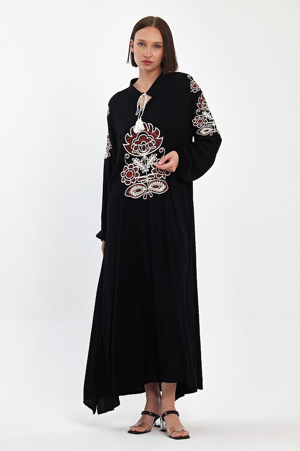 Maxi Boy Siyah Bağcıklı Nakış Işlemeli Uzun Boy Dokuma Elbise Bcvl-24940 - 4