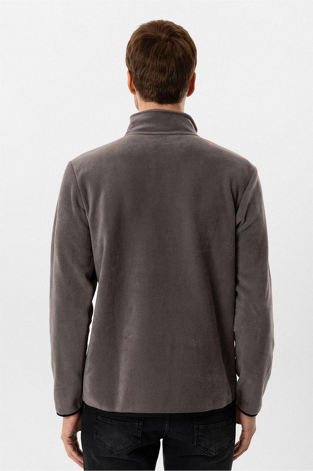 Sivri Yaka Regular Kalıp Düz Sweatshirt - 6