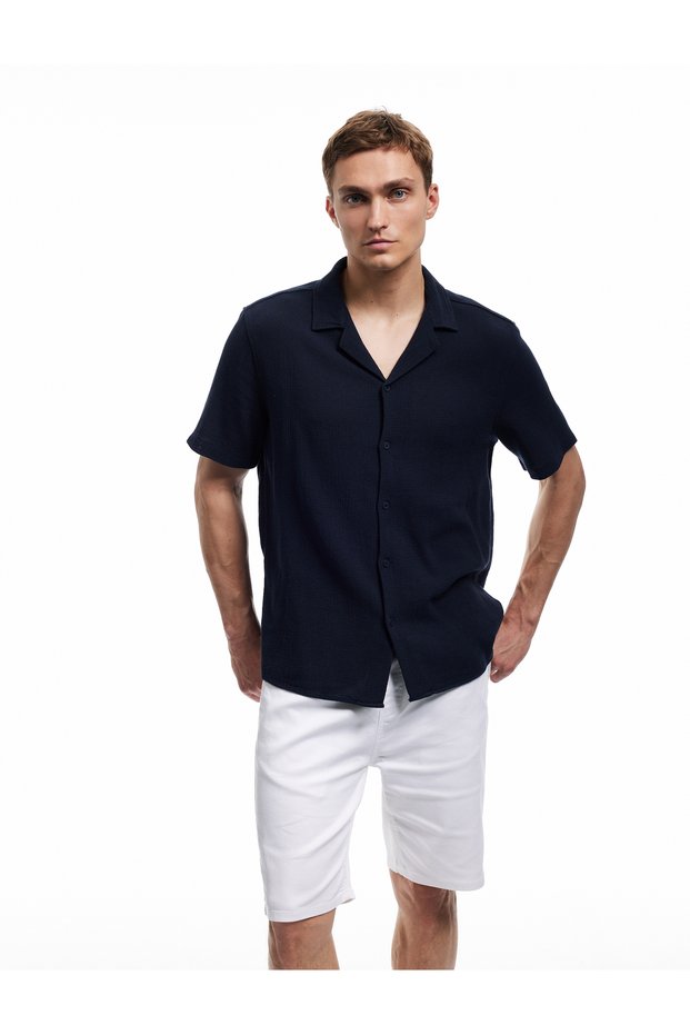 Apaş Collar Regular Fit Cotton Buttoned Short Sleeve Shirt
