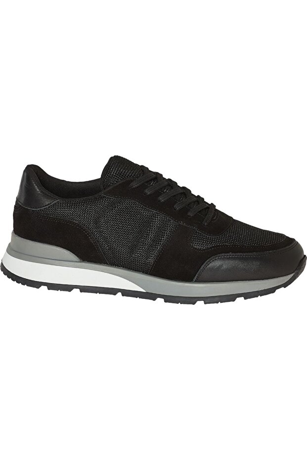 Sneaker - 1