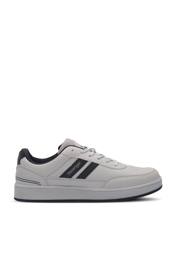 Monet in Women's Gray / Navy Blue Casual Sneakers